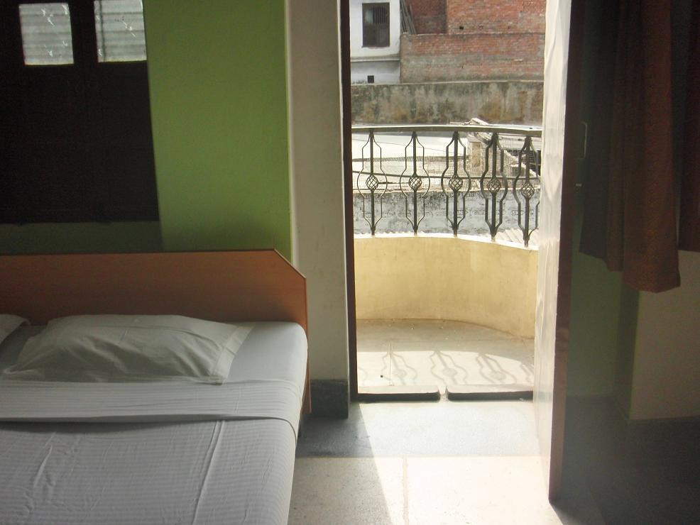 Shivakashi Guest House Βαρανάσι Δωμάτιο φωτογραφία