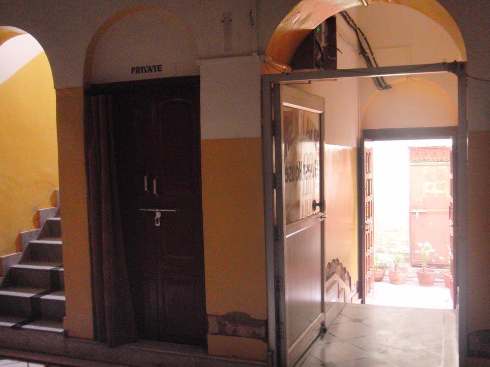 Shivakashi Guest House Βαρανάσι Εξωτερικό φωτογραφία